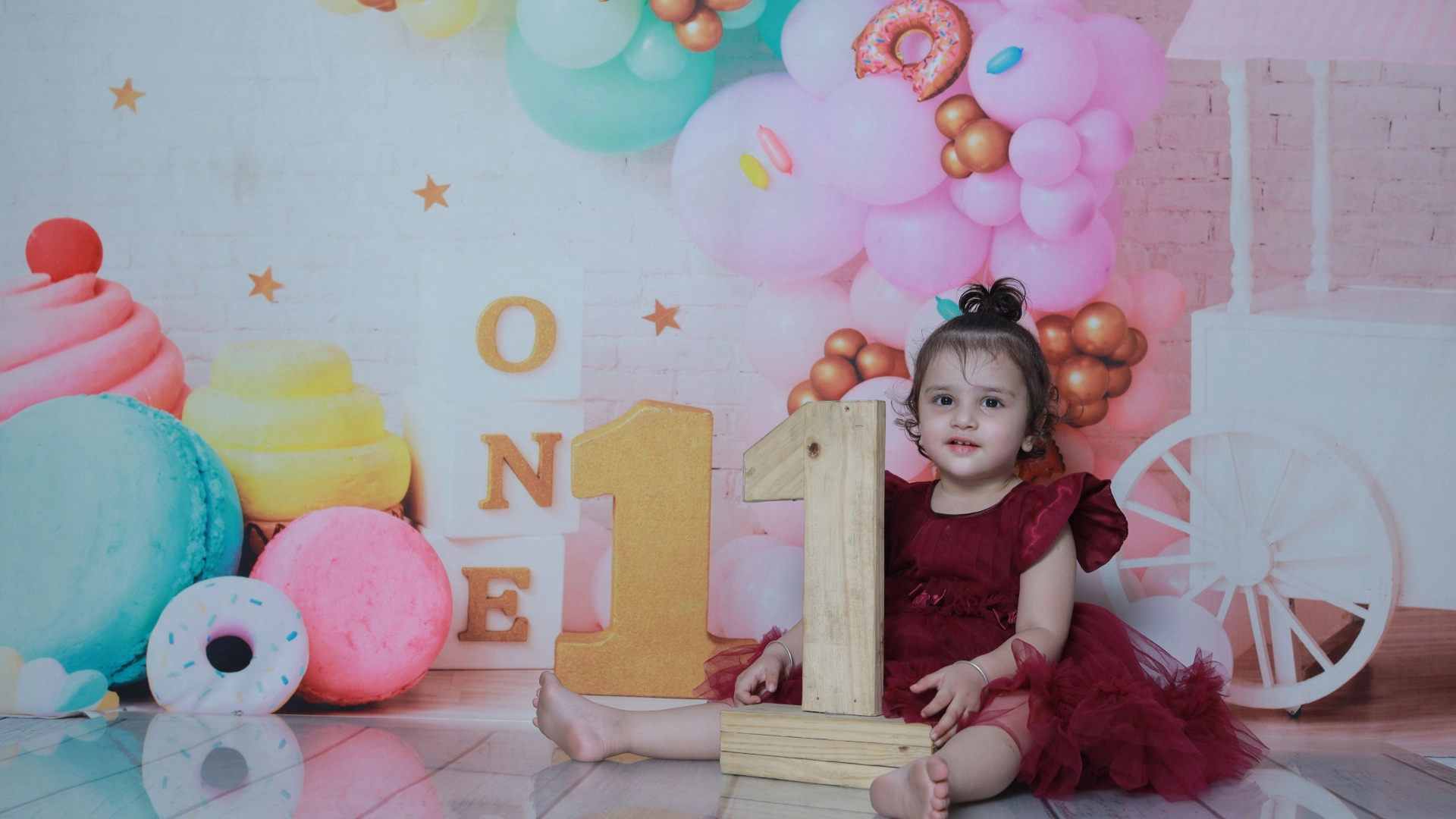 Luxury balloon decoration for birthday and anniversary events by Event Wala Dost