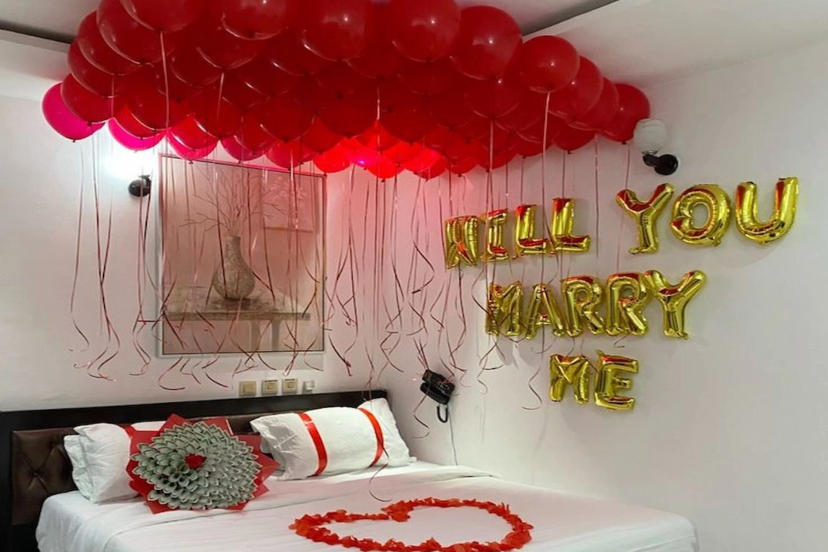 Room and hotel decoration setup